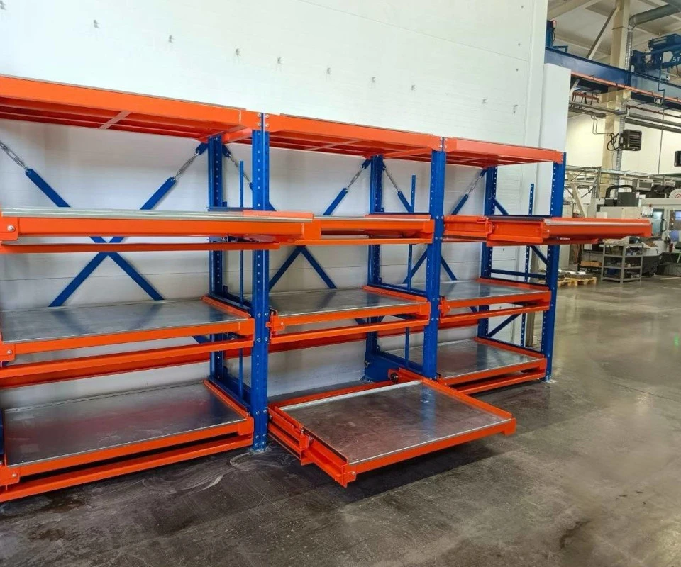 Стеллажи для цеха: организация хранения оснастки